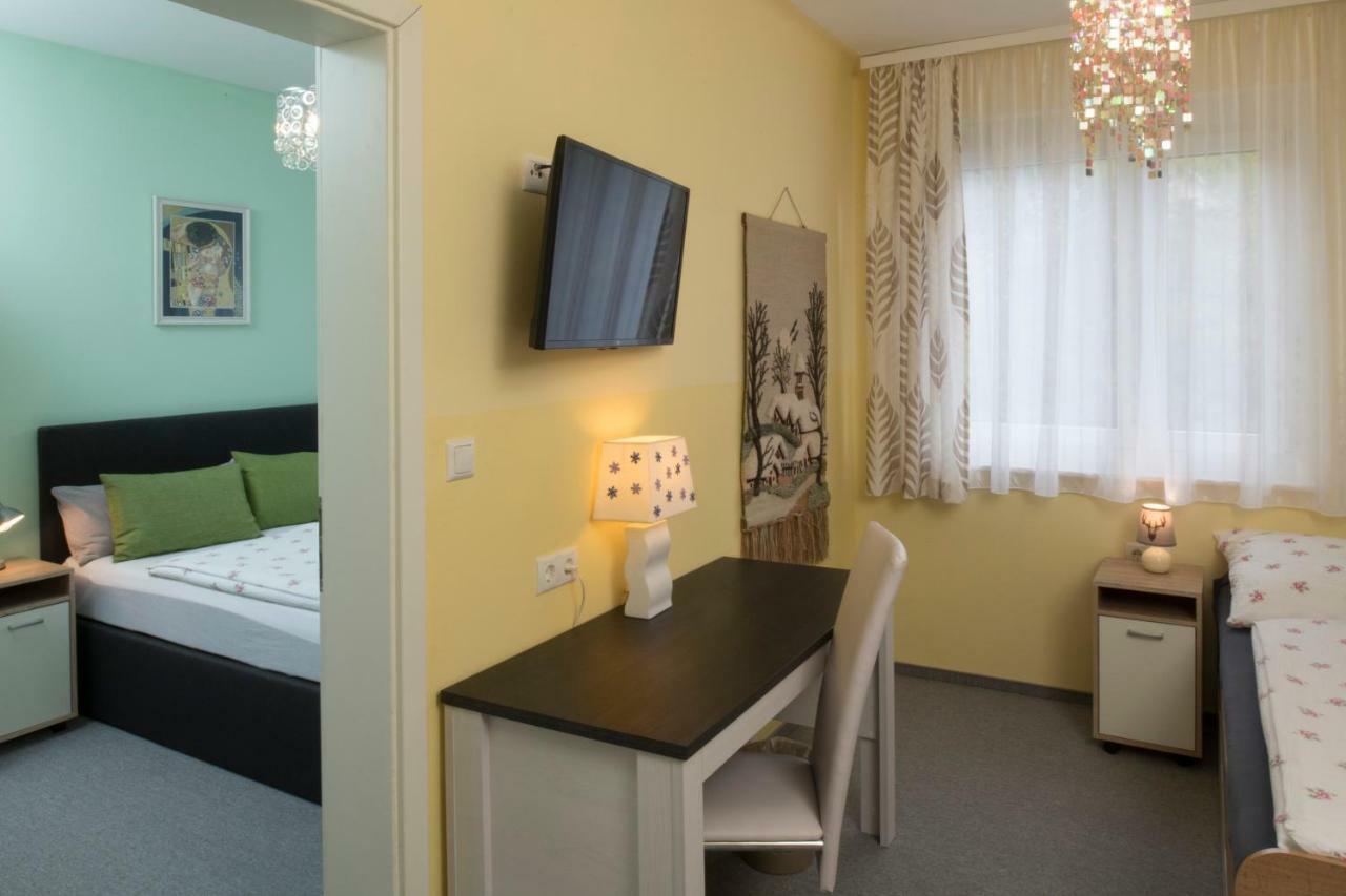 Pension Gierlinger Aflenz Kurort Экстерьер фото